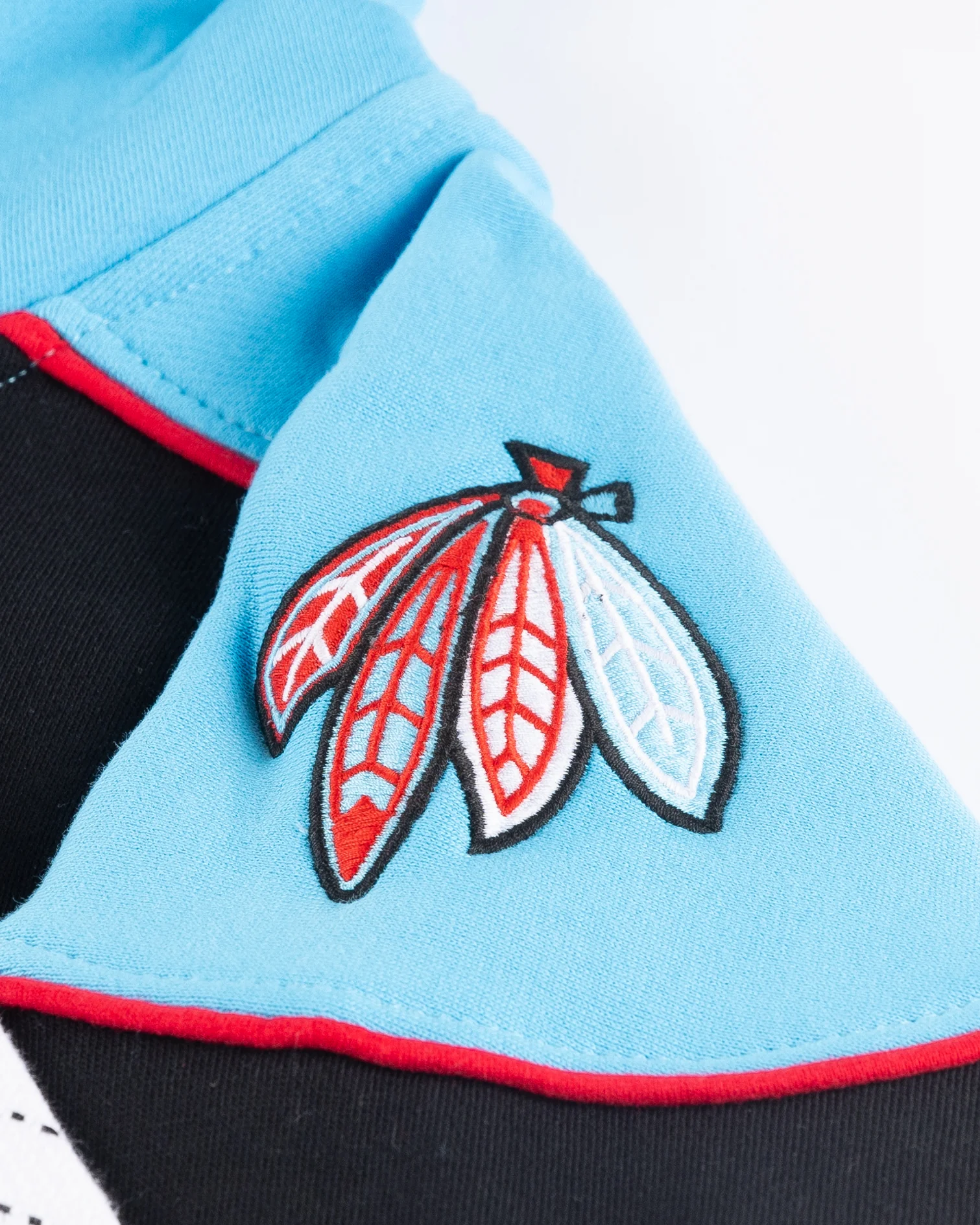 Four Stars Chicago Blackhawks Secondary Stripe Lace Up Jersey Hoodie - Image 4