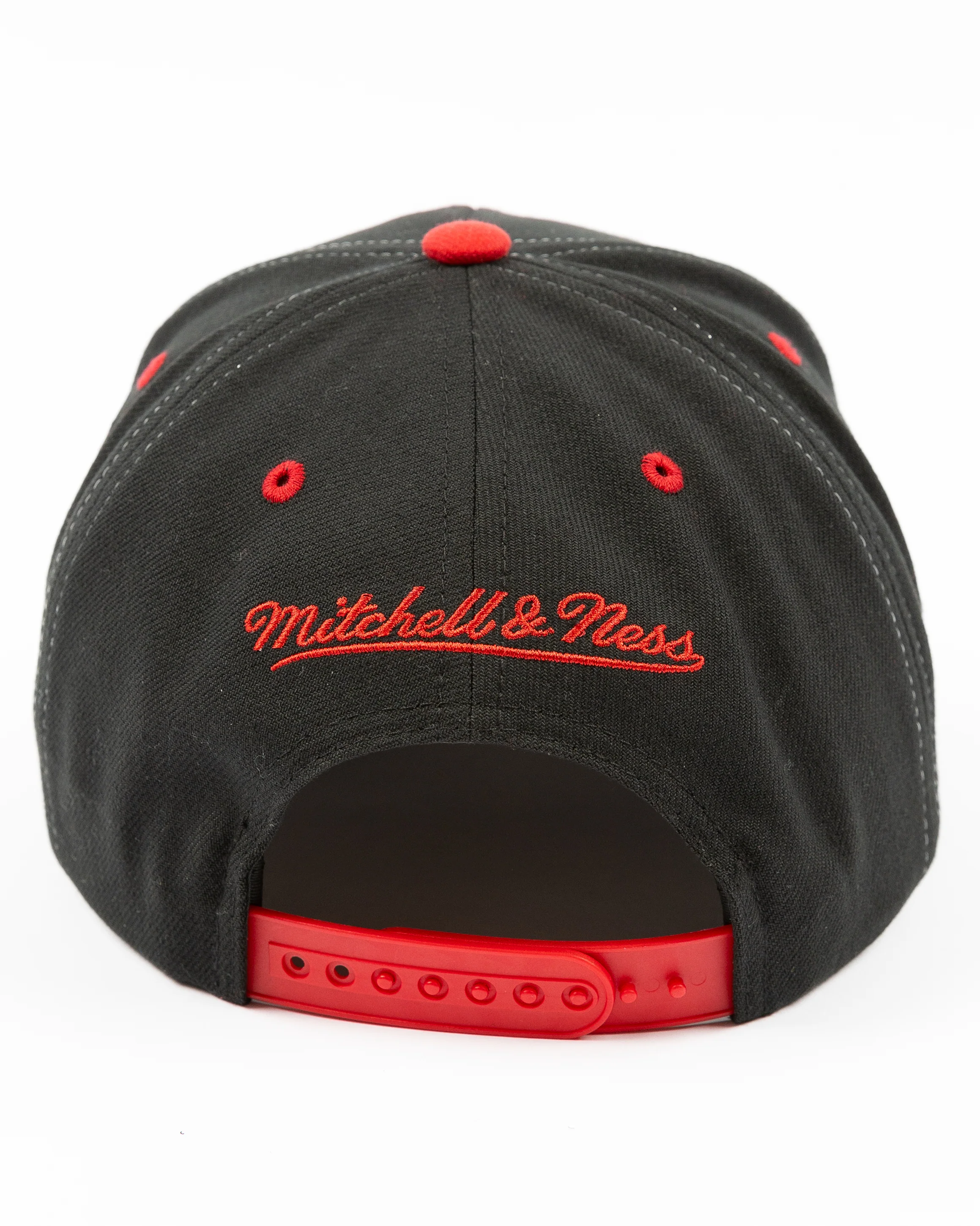 Mitchell & Ness Chicago Blackhawks Overbite Snapback - Image 8